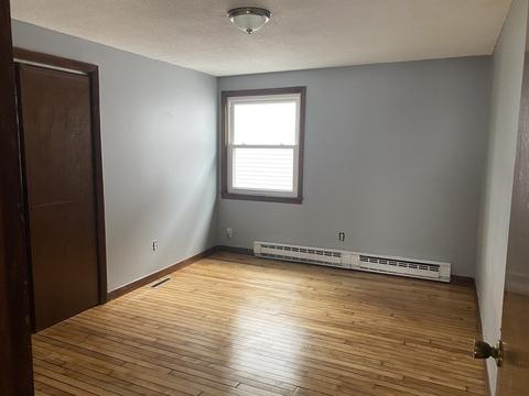 22 Montgomery St, Springfield, MA 01151 photo 8