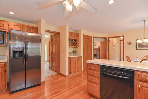 6 Down Ln, Mansfield, MA 02048 photo 9