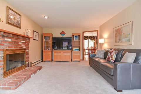 6 Down Ln, Mansfield, MA 02048 photo 8