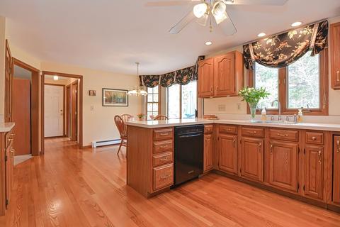 6 Down Ln, Mansfield, MA 02048 photo 10