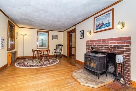 418 Lowell St, Reading, MA 01867 photo 11