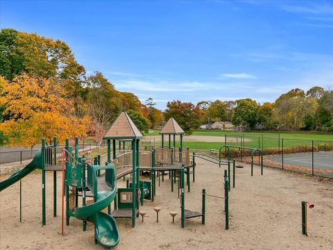 74 Haskell St, Beverly, MA 01915 photo 32