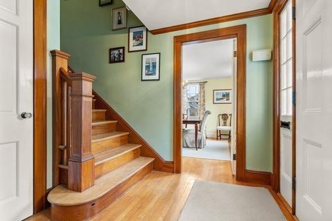2 Tully Rd, Marblehead, MA 01945 photo 9