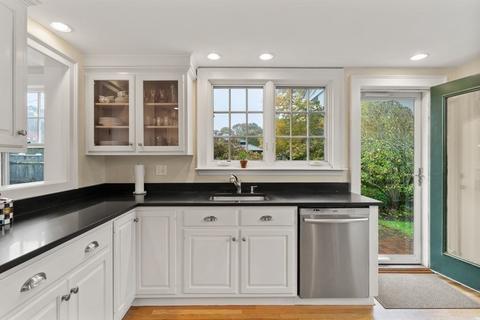 2 Tully Rd, Marblehead, MA 01945 photo 17