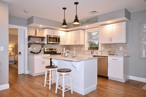11 Pleasant Ave, Wareham, MA 02571 photo 7
