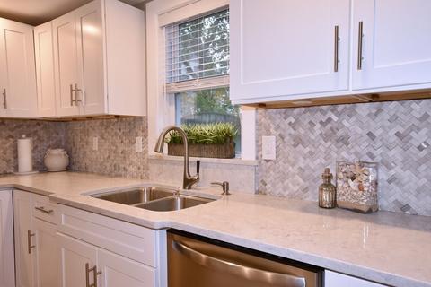 11 Pleasant Ave, Wareham, MA 02571 photo 8