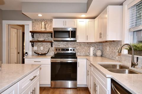 11 Pleasant Ave, Wareham, MA 02571 photo 9