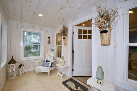 11 Pleasant Ave, Wareham, MA 02571 photo 3