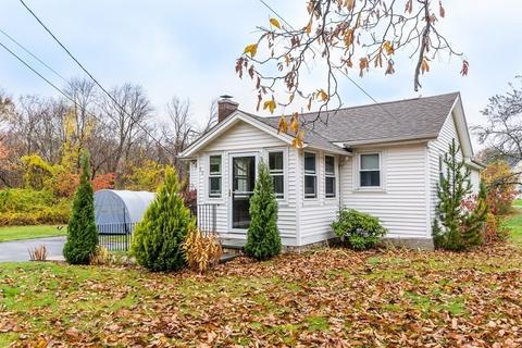 90 Winter St, Walpole, MA 02081 photo 2