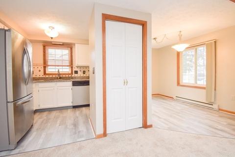 256 Gresham St, Springfield, MA 01119 photo 5