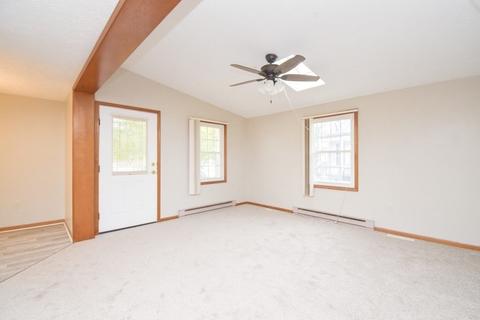 256 Gresham St, Springfield, MA 01119 photo 7