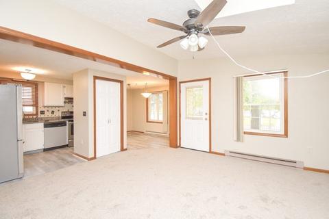 256 Gresham St, Springfield, MA 01119 photo 2