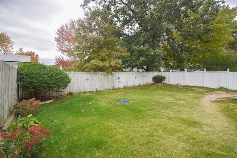 256 Gresham St, Springfield, MA 01119 photo 19