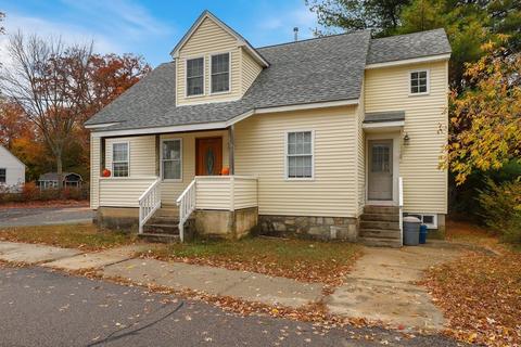 11 Champlain Ave, Blackstone, MA 01504 photo 2