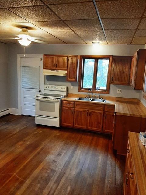 22 Ratcliffe St, Fall River, MA 02723 photo 8