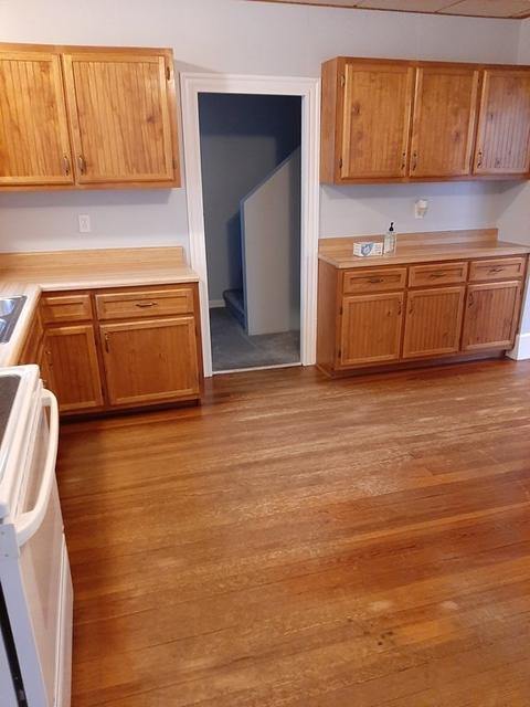 22 Ratcliffe St, Fall River, MA 02723 photo 9