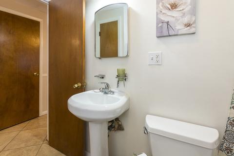 47 Shawmut St, Springfield, MA 01108 photo 19