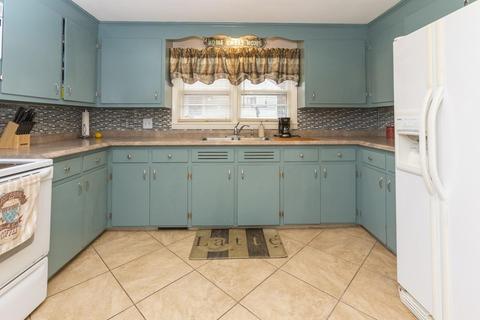 47 Shawmut St, Springfield, MA 01108 photo 12