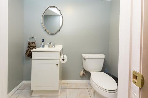 47 Shawmut St, Springfield, MA 01108 photo 33