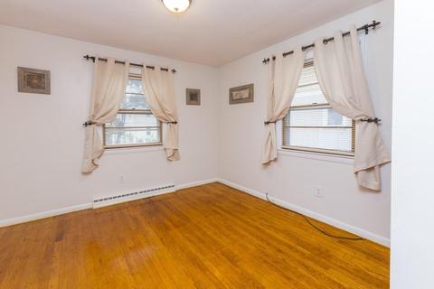 47 Shawmut St, Springfield, MA 01108 photo 20