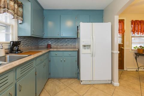 47 Shawmut St, Springfield, MA 01108 photo 14