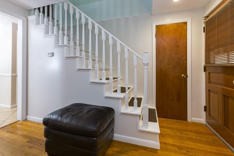 47 Shawmut St, Springfield, MA 01108 photo 8