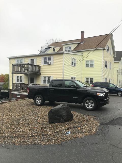 23 White Ct, Clinton, MA 01510 photo 2