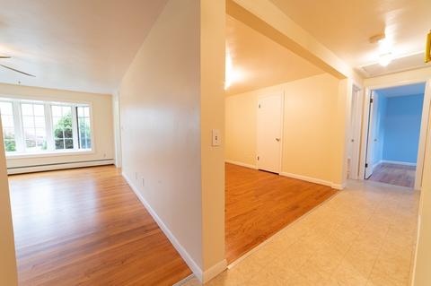 177 Artisan St, Chicopee, MA 01013 photo 5