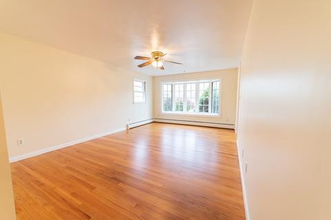 177 Artisan St, Chicopee, MA 01013 photo 6