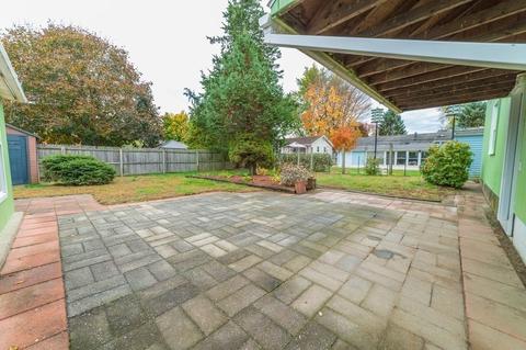 177 Artisan St, Chicopee, MA 01013 photo 21