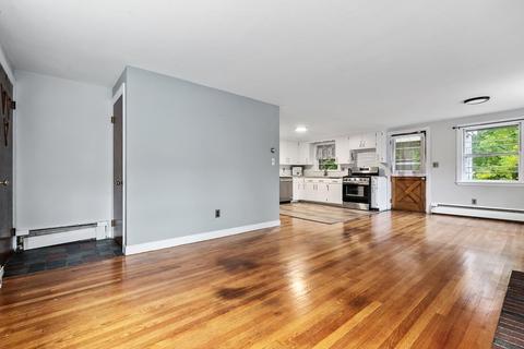 18 Crescent Ave, Saugus, MA 01906 photo 4