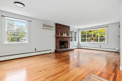 18 Crescent Ave, Saugus, MA 01906 photo 5