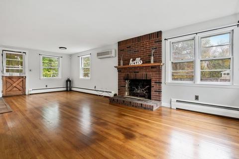 18 Crescent Ave, Saugus, MA 01906 photo 3