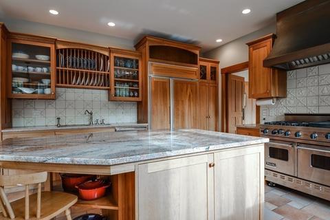 33 Walpole St, Dover, MA 02030 photo 9