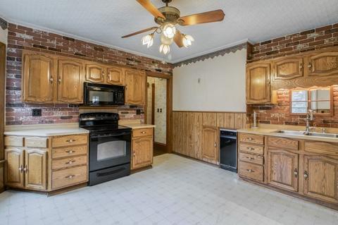 308 Prospect St, Chicopee, MA 01013 photo 22
