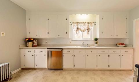 43 Klebart Ave, Webster, MA 01570 photo 5