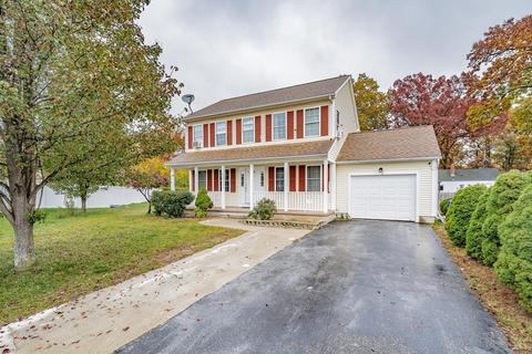 22 Hadley Ct, Springfield, MA 01119 photo 2