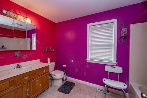22 Hadley Ct, Springfield, MA 01119 photo 13