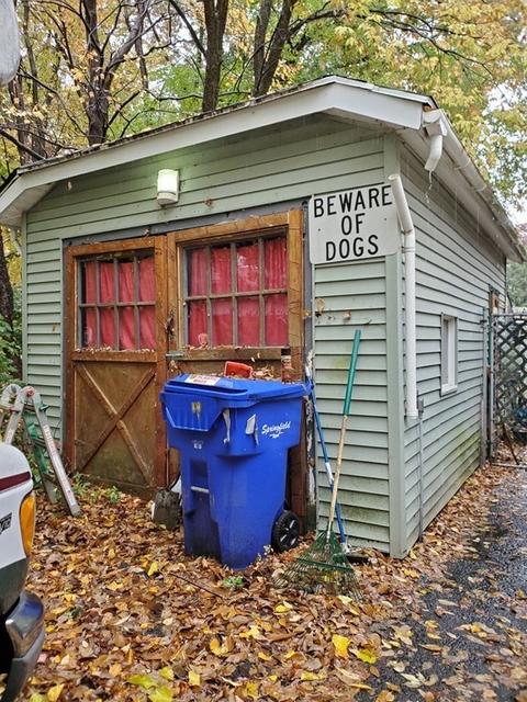 33 Plumtree Rd, Springfield, MA 01118 photo 3
