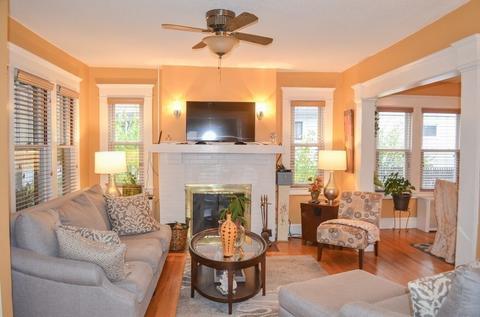 11 Alsace St, Springfield, MA 01108 photo 6