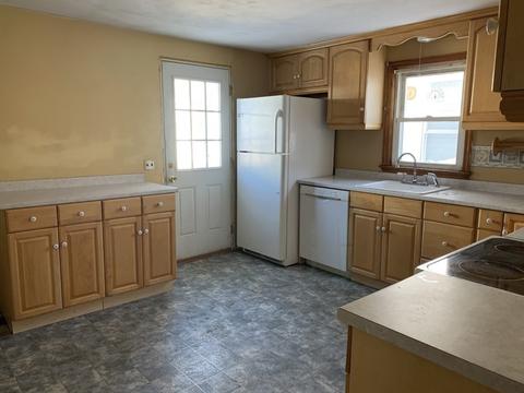 10 Budd Dr, Dudley, MA 01571 photo 6