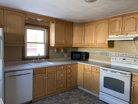 10 Budd Dr, Dudley, MA 01571 photo 3