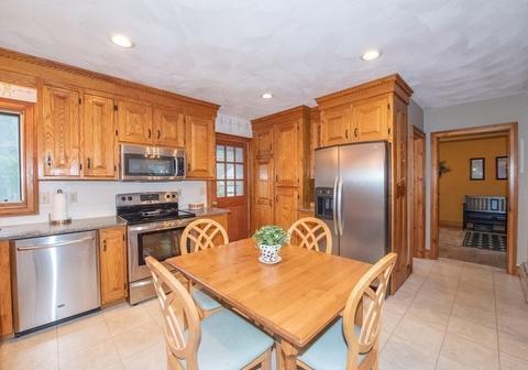19 Kristopher Ln, Townsend, MA 01474 photo 6