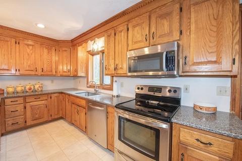 19 Kristopher Ln, Townsend, MA 01474 photo 7