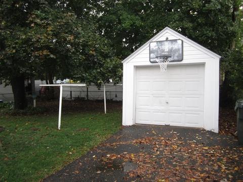 37 Dana St, Springfield, MA 01104 photo 5
