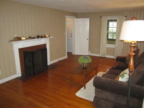 37 Dana St, Springfield, MA 01104 photo 14