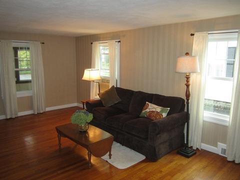 37 Dana St, Springfield, MA 01104 photo 15