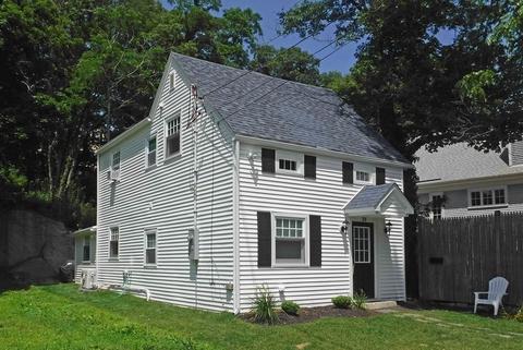 24 Leonard St, Gloucester, MA 01930 photo 4
