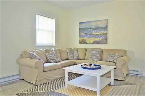 24 Leonard St, Gloucester, MA 01930 photo 8