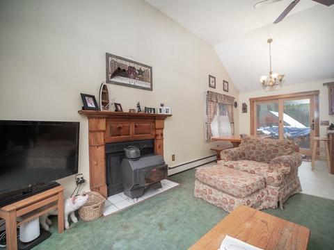 405 River St, Dunstable, MA 01827 photo 4